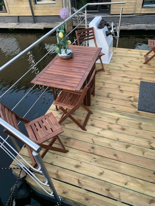 Ferienwohnung Unique New Houseboat Moored 4 Zwartsluis Exterior foto